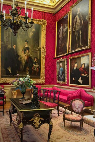 Inside Blenheim Palace room guide