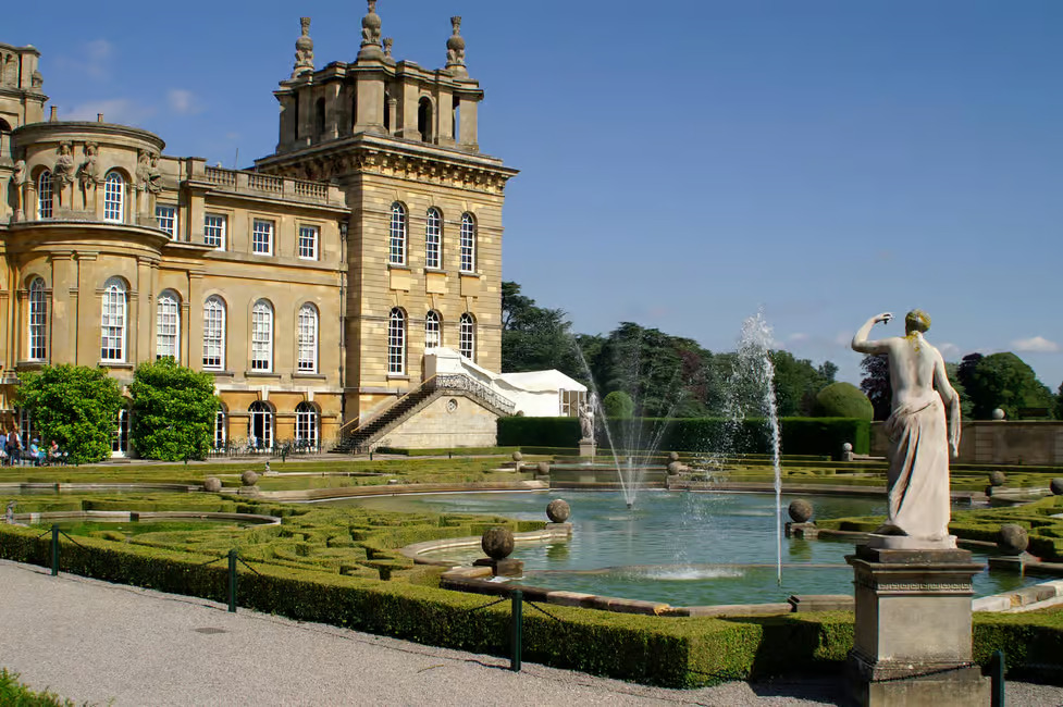 Churchill War Rooms & Blenheim Palace Day Trip