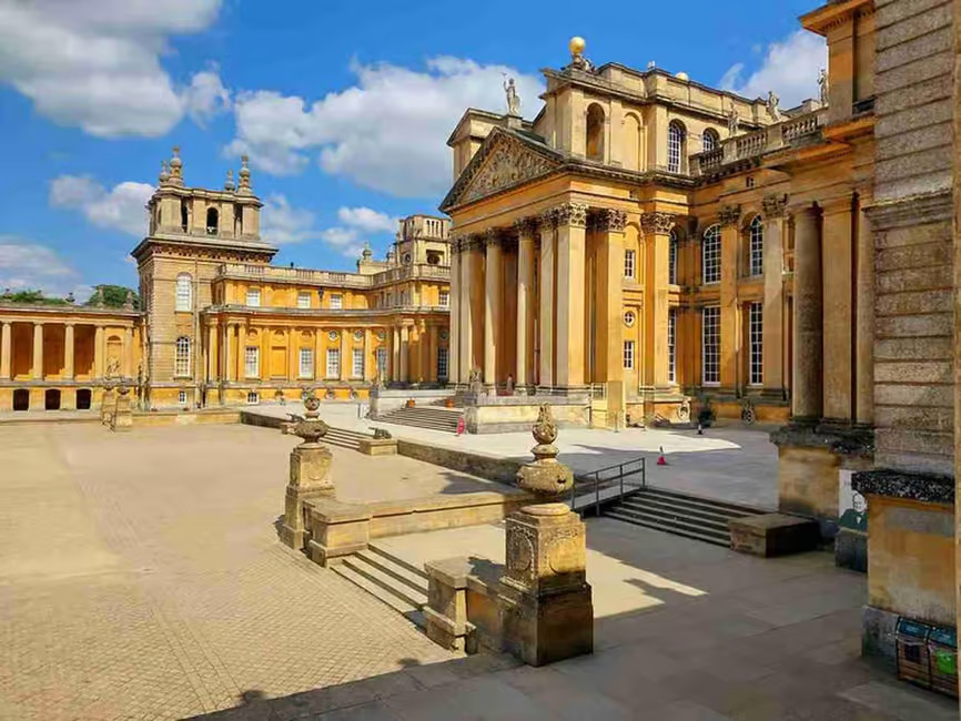 Royal Day Out: Private Blenheim & Cotswolds Tour